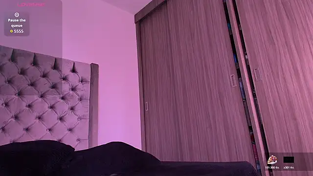 dreamsussi online show from March 2026 08:09:01 PM