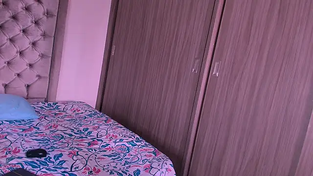 dreamsussi online show from January 2026 06:55:01 PM