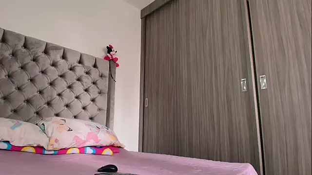 dreamsussi online show from November 2025 04:11:01 PM