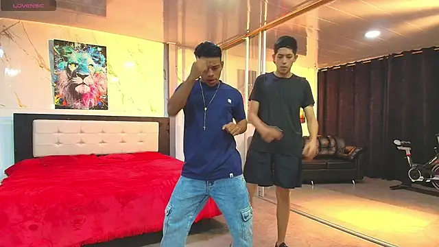 Bisexlifehot   online show from April 2026 11:21:01 PM