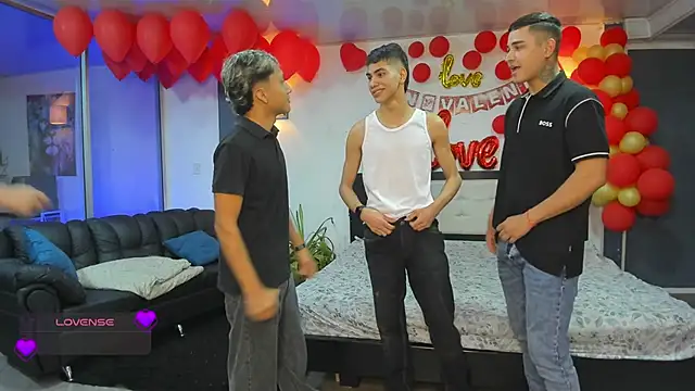 Snapshot of Bisexlifehot__ chatting on February 2026 11:23:01 PM Bisexlifehot online show from February 2026 11:23:01 PM