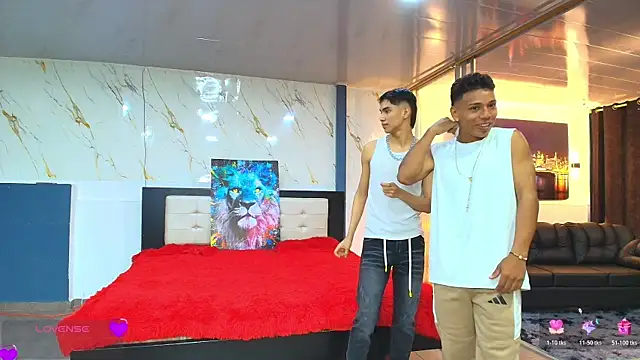 Bisexlifehot   online show from April 2026 11:17:02 PM