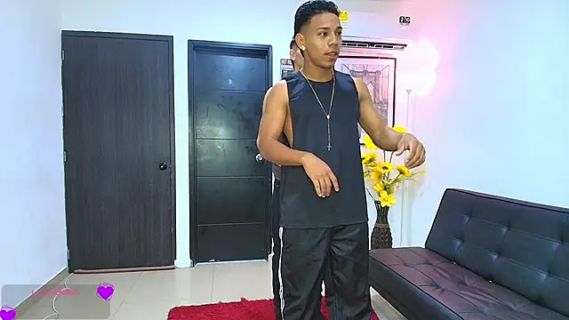 Bisexlifehot   online show from April 2026 11:28:01 PM