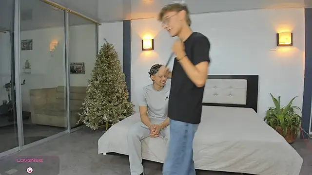 Snapshot of Bisexlifehot__ chatting on November 2025 11:16:01 PM Bisexlifehot online show from November 2025 11:16:01 PM