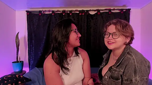 CrazyCakes  online show from January 2026 11:22:02 PM