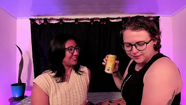 CrazyCakes  online show from March 2026 10:49:02 PM