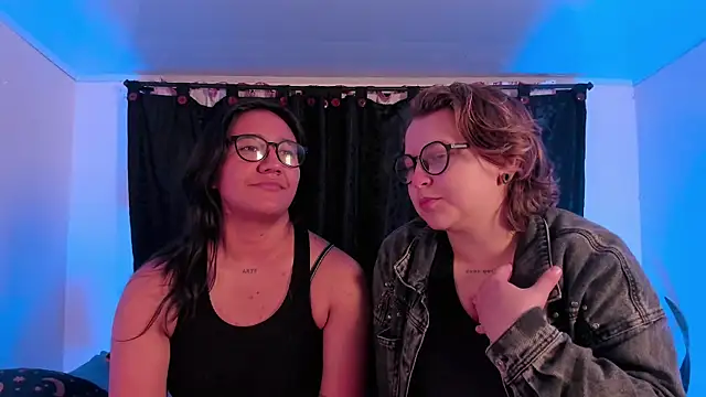 CrazyCakes  online show from June 2026 11:50:02 PM