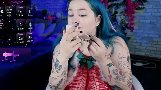 Mira Fyre online show from December 2025 08:44:02 PM