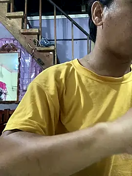 pretty TRANSjona online show from November 2025 06:45:02 PM