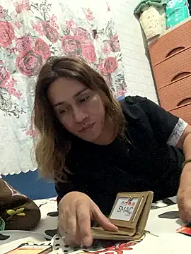 pretty TRANSjona online show from January 2026 06:23:01 PM