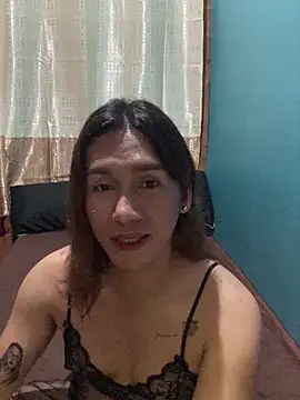 Snapshot of pretty_TRANSjona chatting on October 2025 05:28:01 AM pretty TRANSjona online show from October 2025 05:28:01 AM