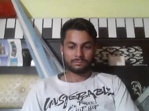 Snapshot of ursdreamperson chatting on November 2025 07:13:01 AM ursdreamperson online show from November 2025 07:13:01 AM