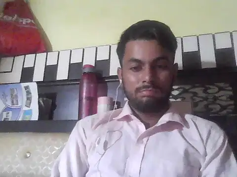 Snapshot of ursdreamperson chatting on November 2025 09:14:02 AM ursdreamperson online show from November 2025 09:14:02 AM