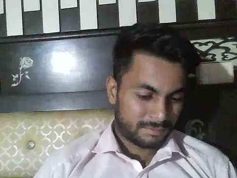 Snapshot of ursdreamperson chatting on November 2025 05:45:01 AM ursdreamperson online show from November 2025 05:45:01 AM