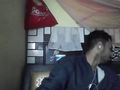 ursdreamperson online show from January 2026 02:37:02 AM