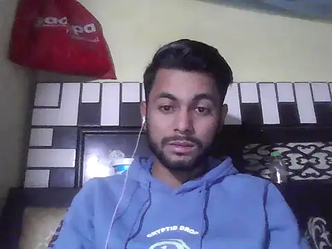 ursdreamperson online show from December 2025 04:06:01 AM