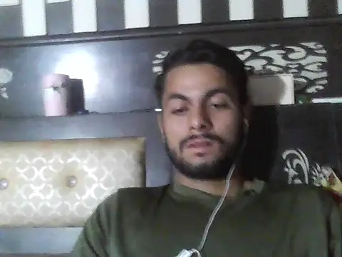 Snapshot of ursdreamperson chatting on November 2025 04:49:02 AM ursdreamperson online show from November 2025 04:49:02 AM