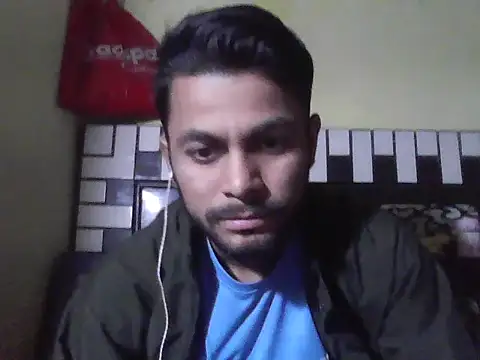 Snapshot of ursdreamperson chatting on December 2025 03:56:01 AM ursdreamperson online show from December 2025 03:56:01 AM