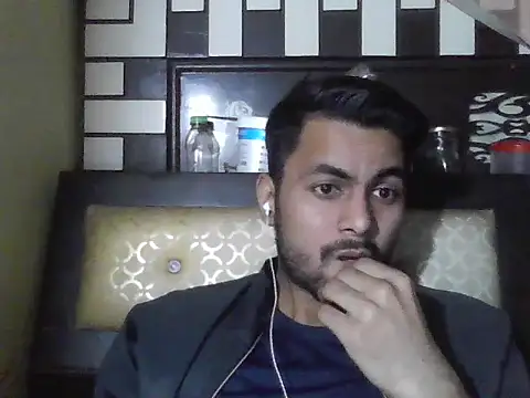 ursdreamperson online show from January 2026 03:37:01 PM