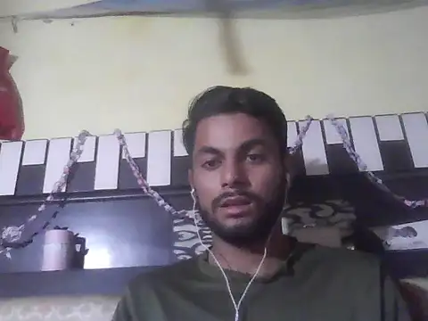 Snapshot of ursdreamperson chatting on November 2025 08:51:01 AM ursdreamperson online show from November 2025 08:51:01 AM