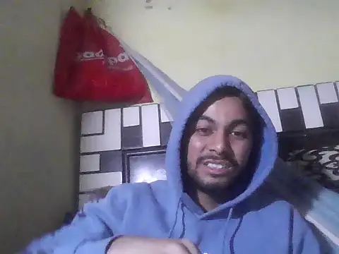 ursdreamperson online show from December 2025 03:47:01 PM