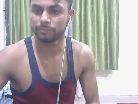 Snapshot of ursdreamperson chatting on June 2026 02:33:01 PM ursdreamperson online show from June 2026 02:33:01 PM