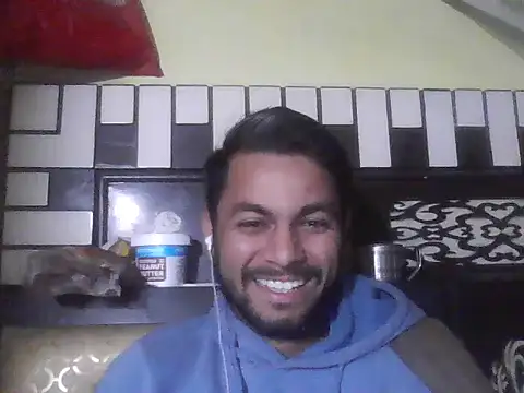 ursdreamperson online show from December 2025 03:53:01 AM