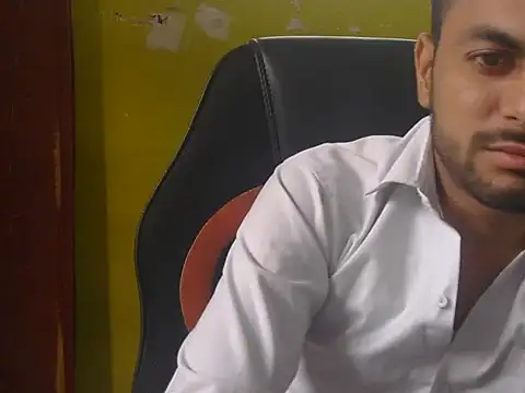 ursdreamperson online show from June 2026 01:27:01 AM