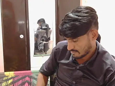 krishjaat43 online show from November 2025 07:07:02 PM