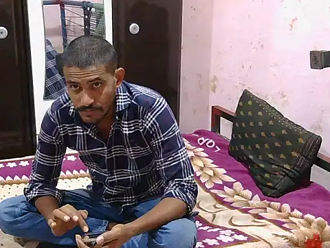 krishjaat43 online show from December 2025 07:44:01 AM