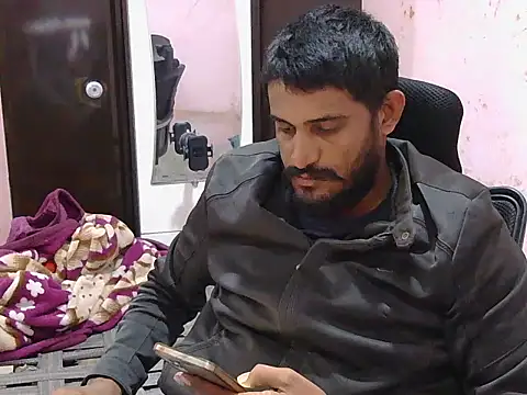 krishjaat43 online show from February 2026 10:00:01 AM