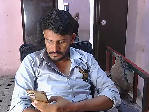 krishjaat43 online show from April 2026 04:44:01 PM