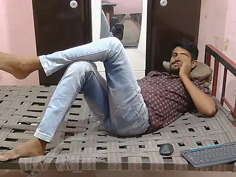 krishjaat43 online show from May 2026 05:43:01 PM