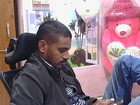 krishjaat43 online show from December 2025 10:04:01 AM