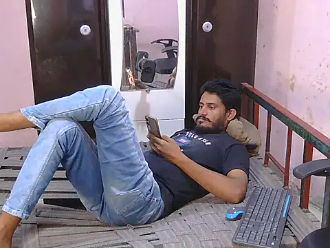 krishjaat43 online show from April 2026 03:48:01 PM