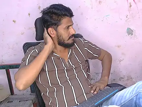 krishjaat43 online show from April 2026 05:48:01 PM