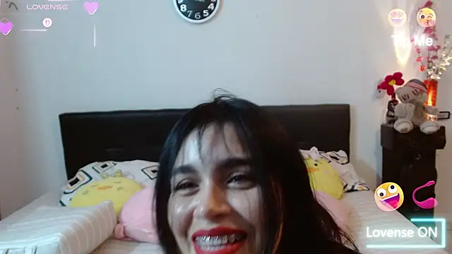 angelly  kate online show from November 2025 01:42:01 AM