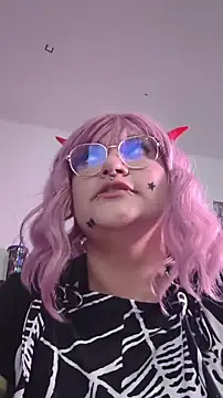 Snapshot of XxGreenGoodxX chatting on November 2025 09:26:01 PM XxGreenGoodxX online show from November 2025 09:26:01 PM