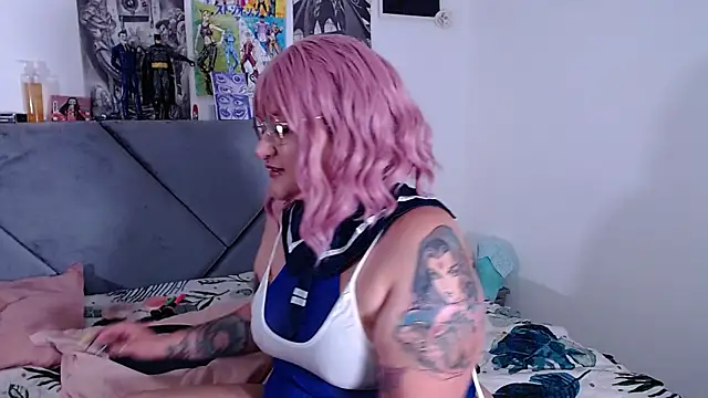 Snapshot of XxGreenGoodxX chatting on October 2025 10:53:01 PM XxGreenGoodxX online show from October 2025 10:53:01 PM