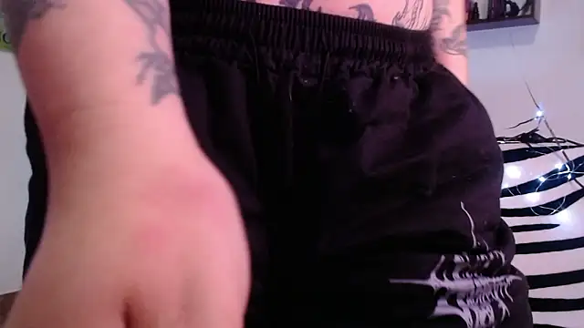 XxGreenGoodxX online show from February 2026 09:56:02 PM