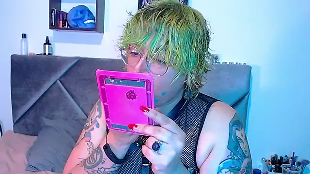 XxGreenGoodxX online show from January 2026 07:39:01 PM