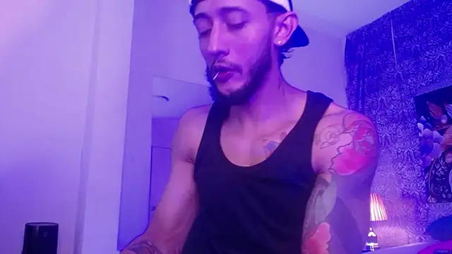 jonas conor online show from November 2025 07:58:01 PM