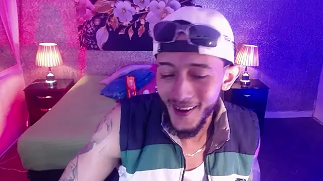 jonas conor online show from November 2025 07:47:02 PM