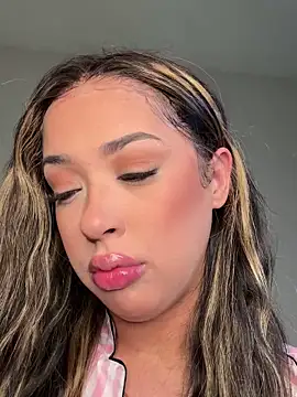 theviberoom online show from December 2025 09:28:01 PM