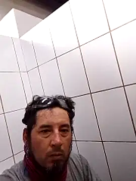 Lujor online show from February 2026 03:00:01 PM