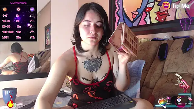 Snapshot of miss_tatta chatting on October 2025 04:01:01 AM miss tatta online show from October 2025 04:01:01 AM