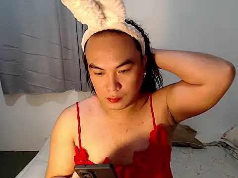 asianayumi online show from February 2026 10:50:01 PM