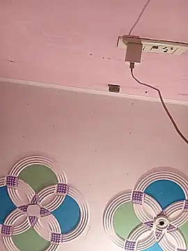 amitkumarkangra online show from November 2025 04:00:02 AM