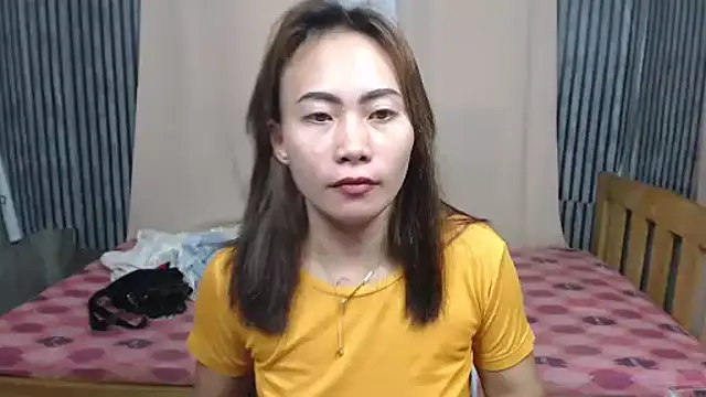 Snapshot of joanpetite chatting on October 2025 02:12:01 AM joanpetite online show from October 2025 02:12:01 AM