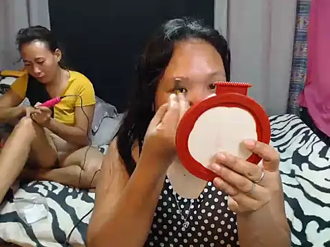 joanpetite online show from January 2026 01:34:01 AM